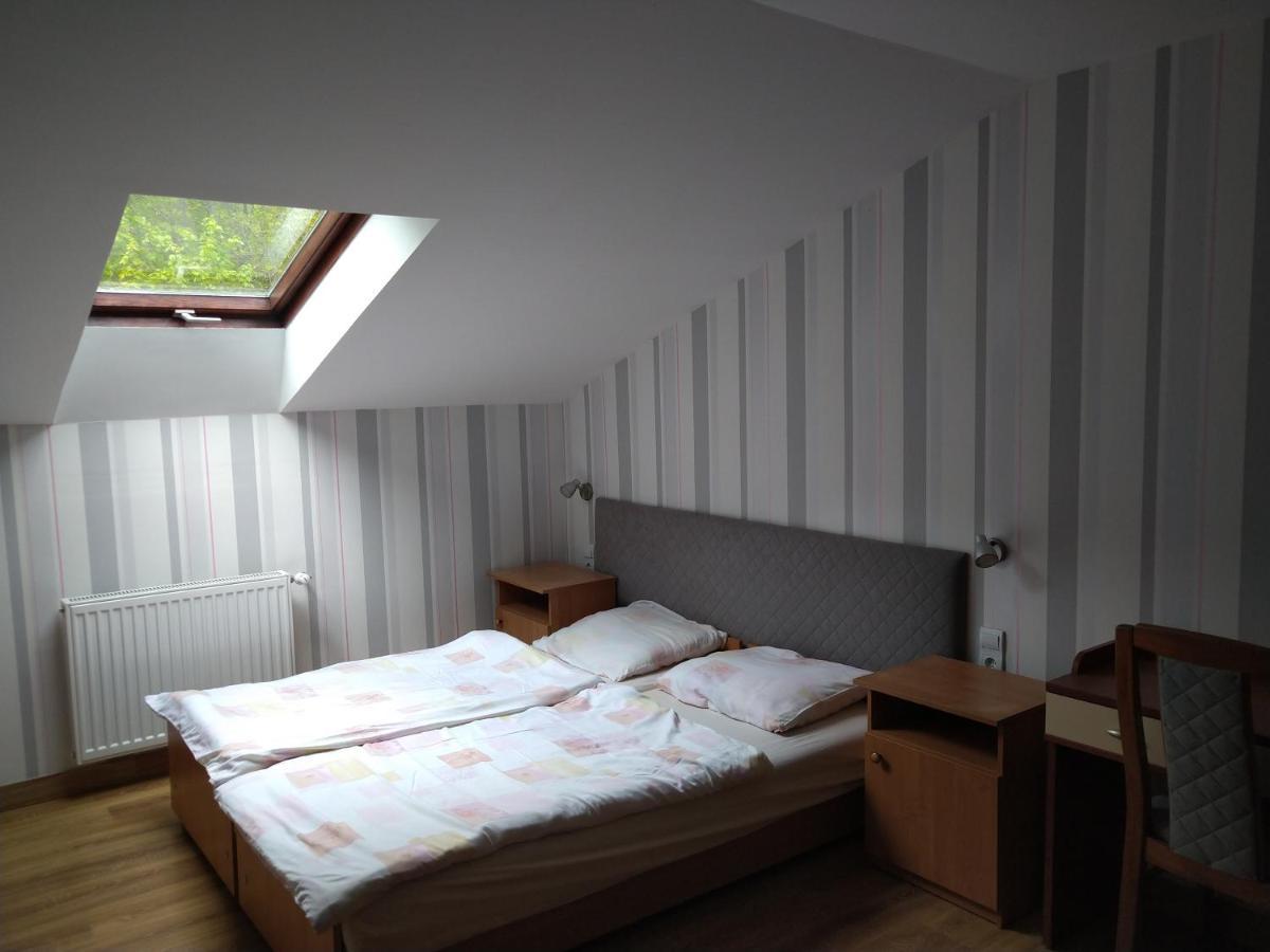 Dworek Lesny Kudowa-Zdrój Buitenkant foto